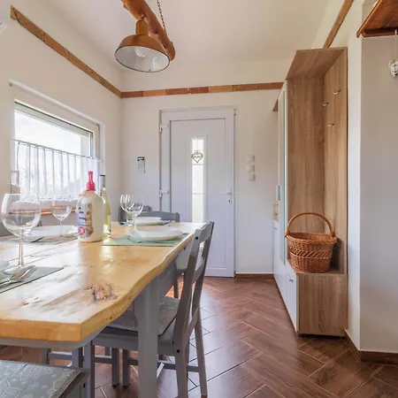 Comfort House W Ac By Nw Lägenhet